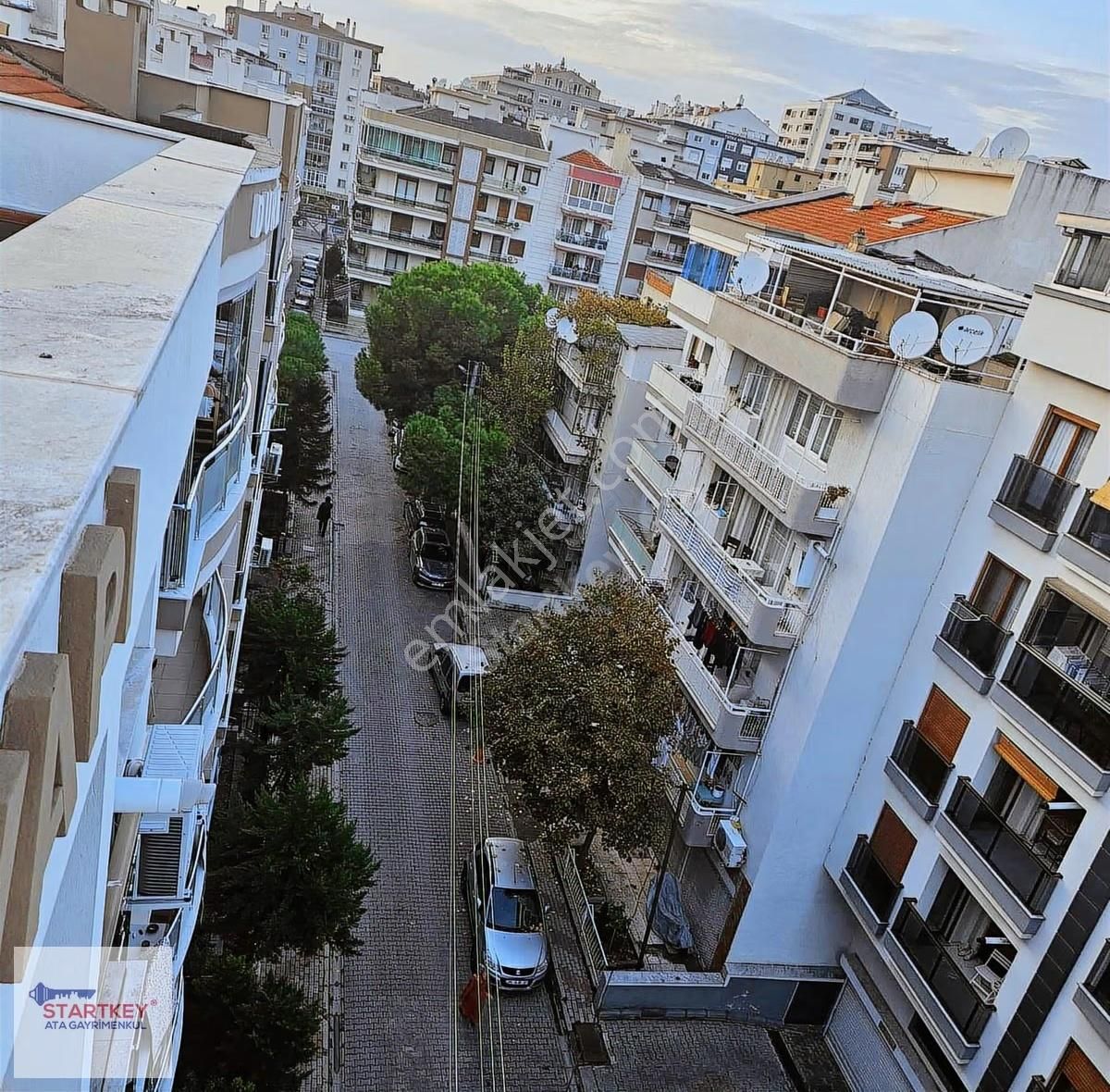 Karşıyaka Dedebaşı Mahallesi'nde 1+1 Satılık Daire - Görsel 14