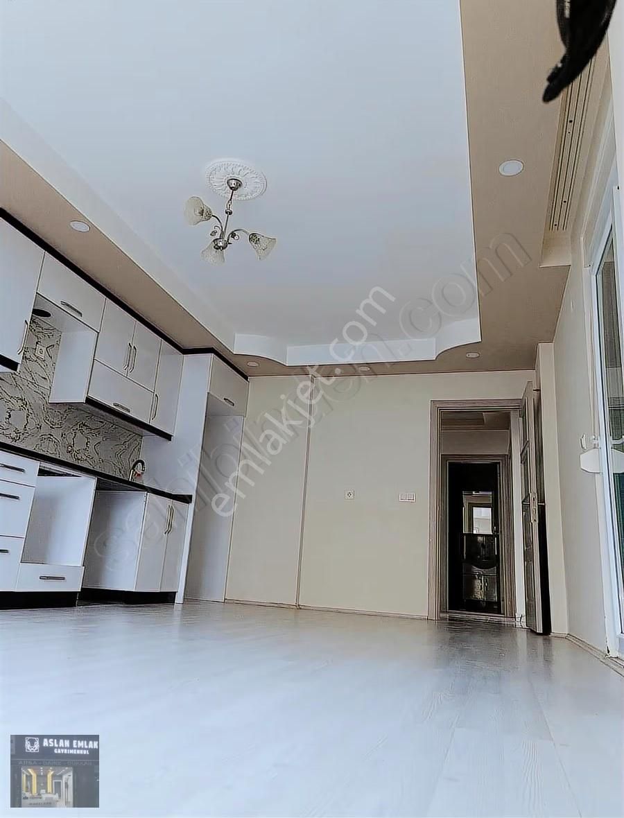 Kiralık Denize Yakın Güzel Konumda 2+1 Daire