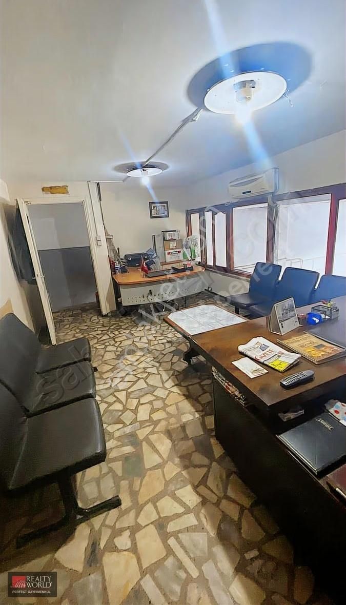 *realty World* Sanko Oto Sanayi De Satılık Dükkan - Görsel 6