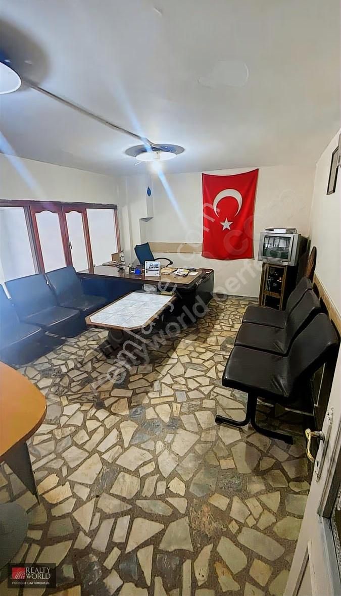 *realty World* Sanko Oto Sanayi De Satılık Dükkan - Görsel 9