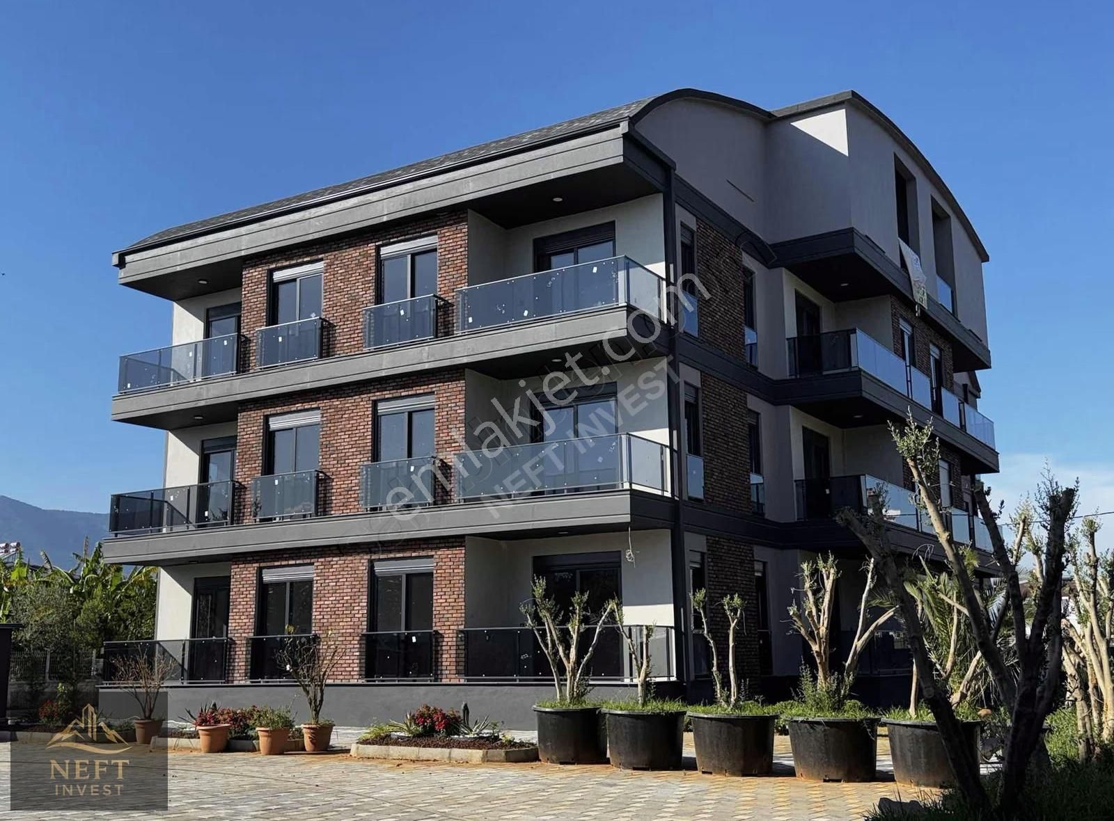 Döşemealtı Merkezde Sıfır 1. Sınıf İşcilik