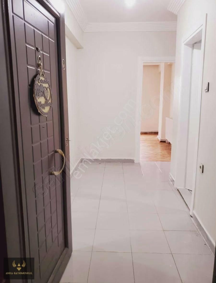 2 + 1 Satılık Daire Kiracısız - Görsel 3