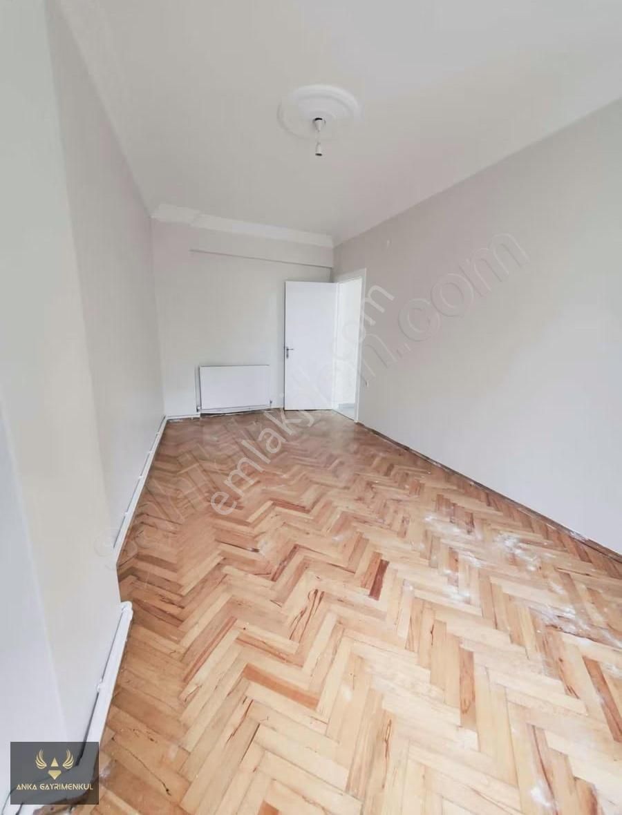 2 + 1 Satılık Daire Kiracısız - Görsel 9