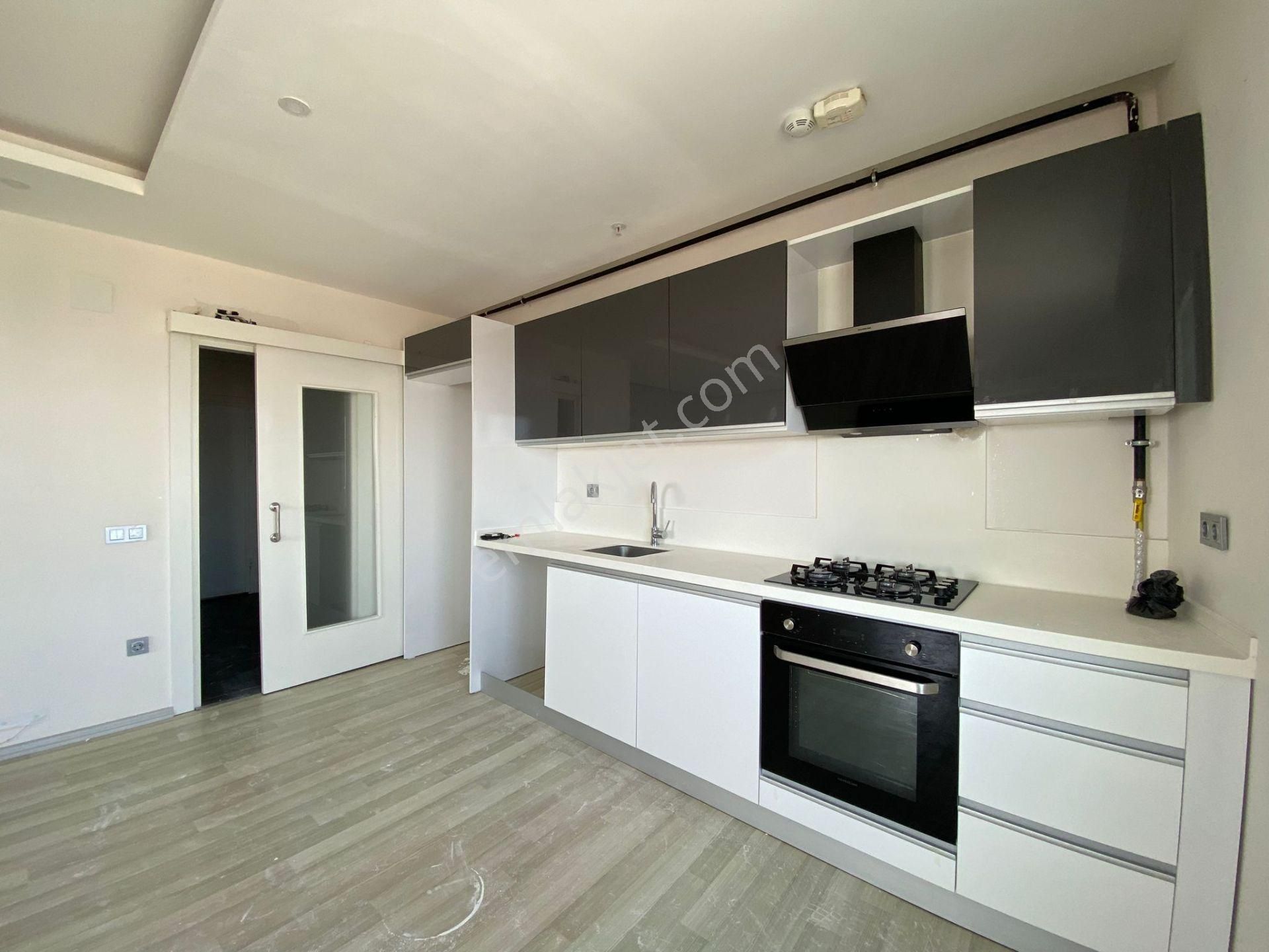 Han Emlak'tan Çiftlikköy Özdiker Corona Da 2+1 Satılık Daire - Görsel 4