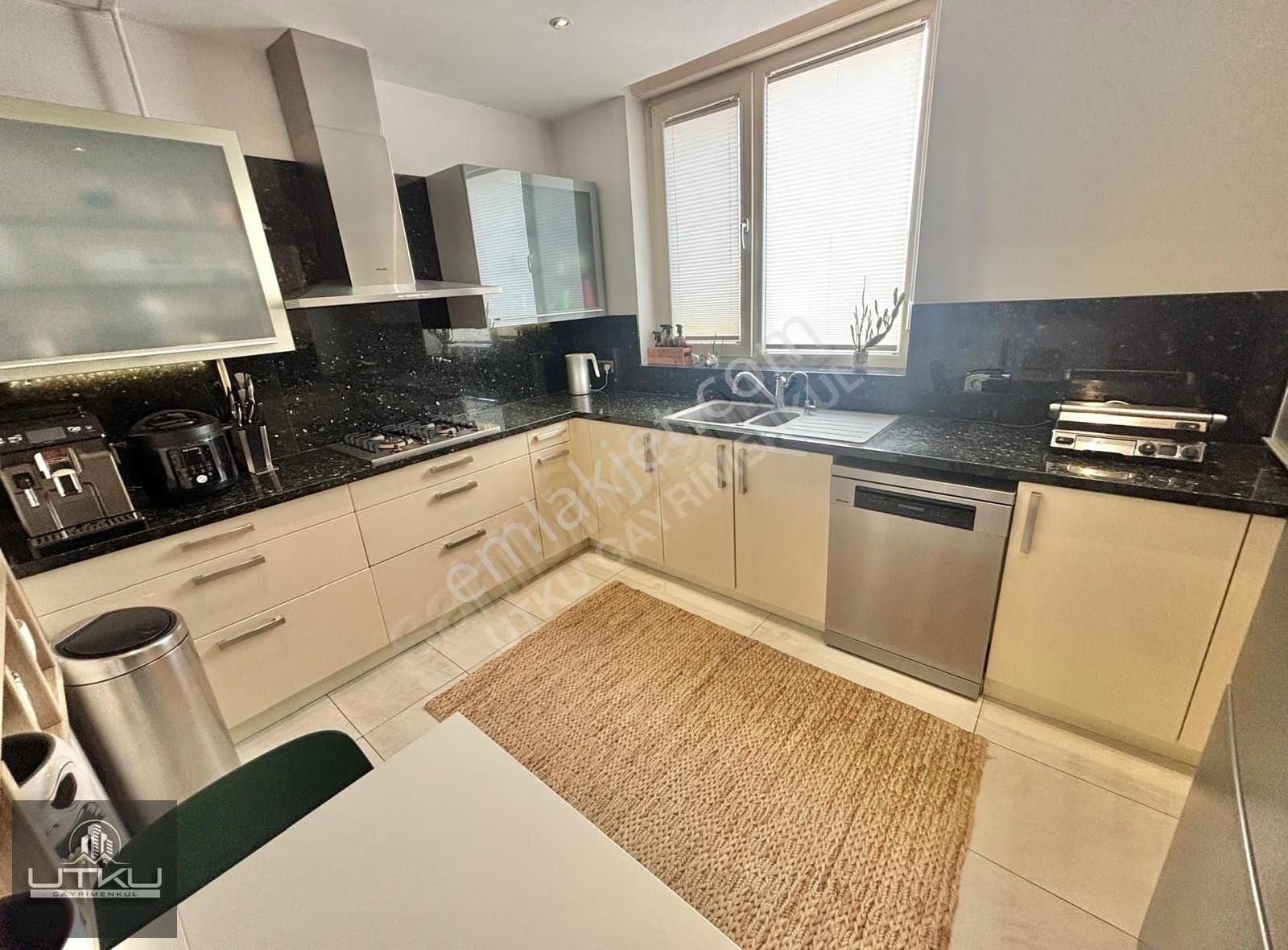 Utkudan Caddebostan Sahilde Katta Tek Net 150m2 Satılık 4+1daire - Görsel 3