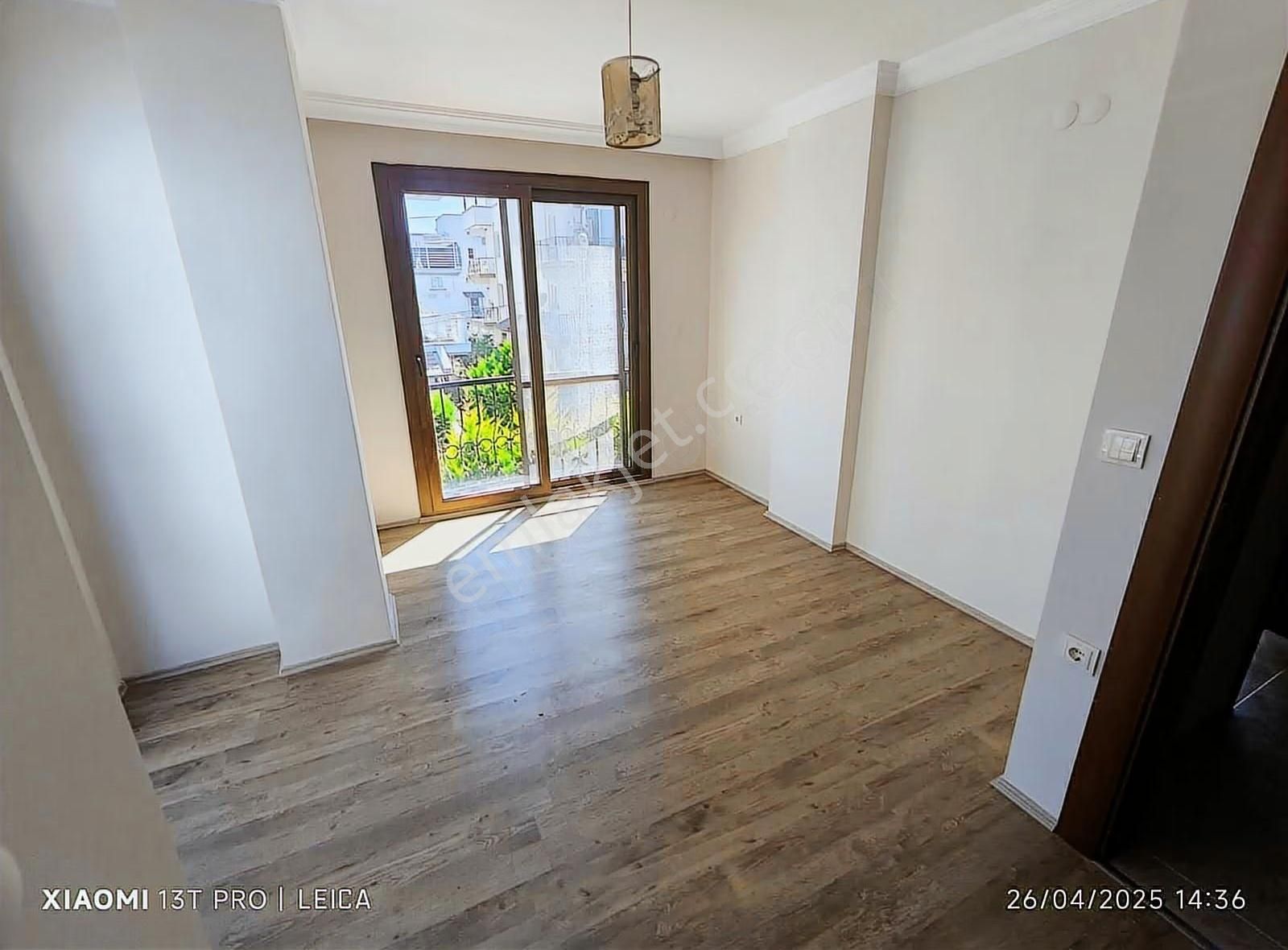 İzmir Seferihisar Ürkmez Merkez De Satılık 3+1 Villa - Görsel 9