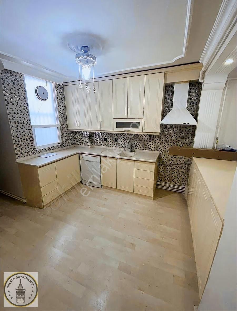 Atatürk Mahallesinde 3+1 Satılık Daire - Görsel 14