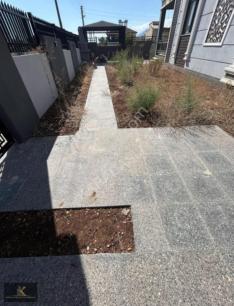 Döşemealtı Bahçeyakada 4+1 Müstakil Lüx Villa - Görsel 34