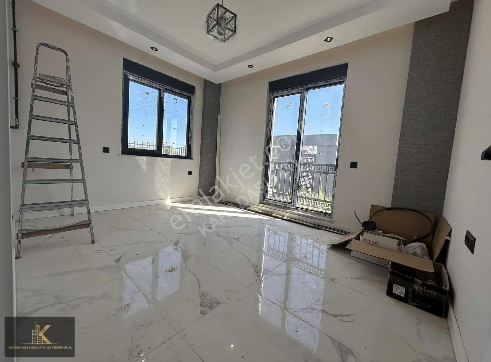 Döşemealtı Bahçeyakada 4+1 Müstakil Lüx Villa - Görsel 12