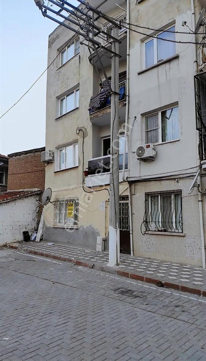 Reşatbey Mah .satılık 2+1 Daire