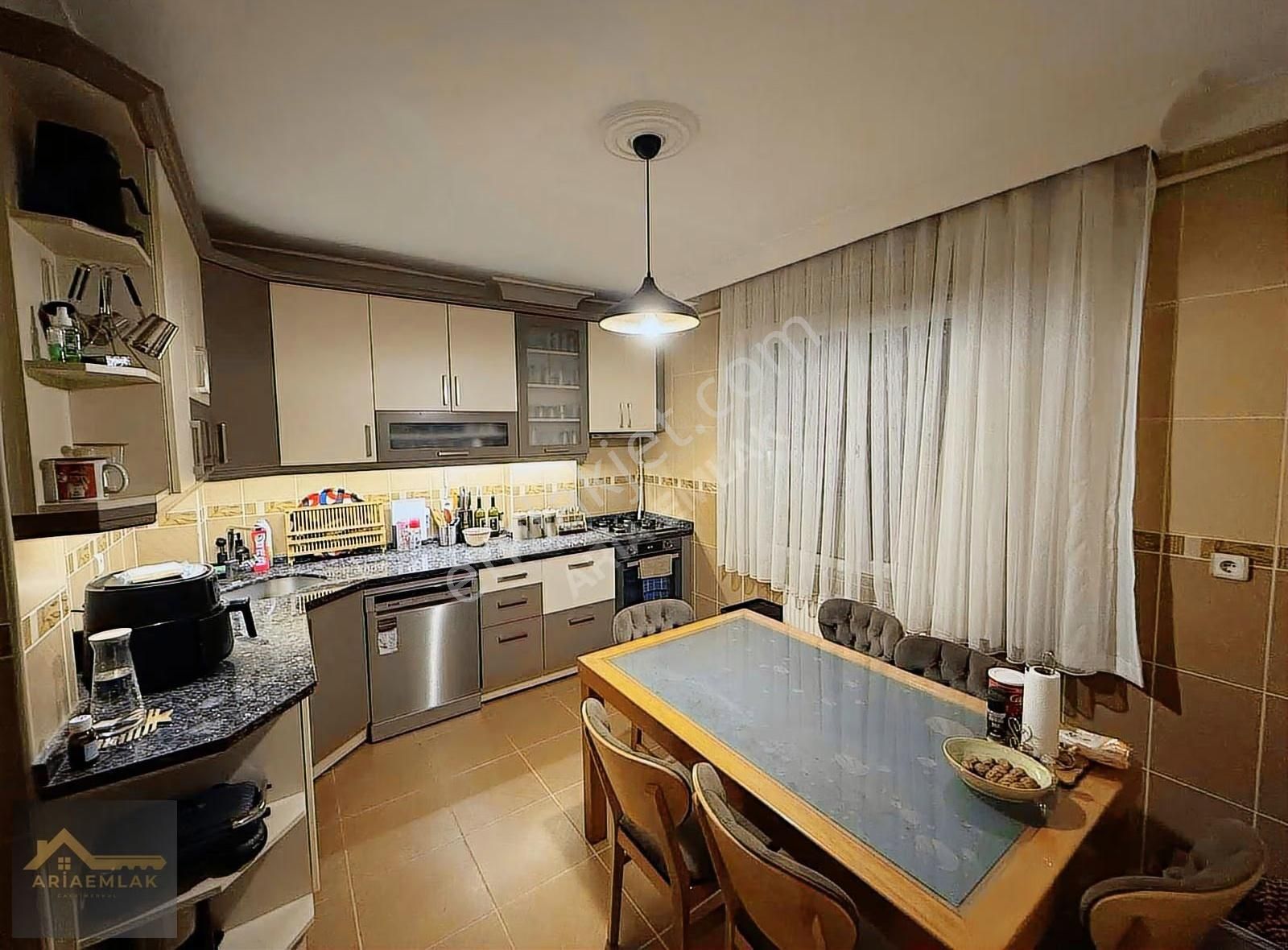 Aria Emlaktan Satılık 3+1 Daire Net 145m2 - Görsel 2