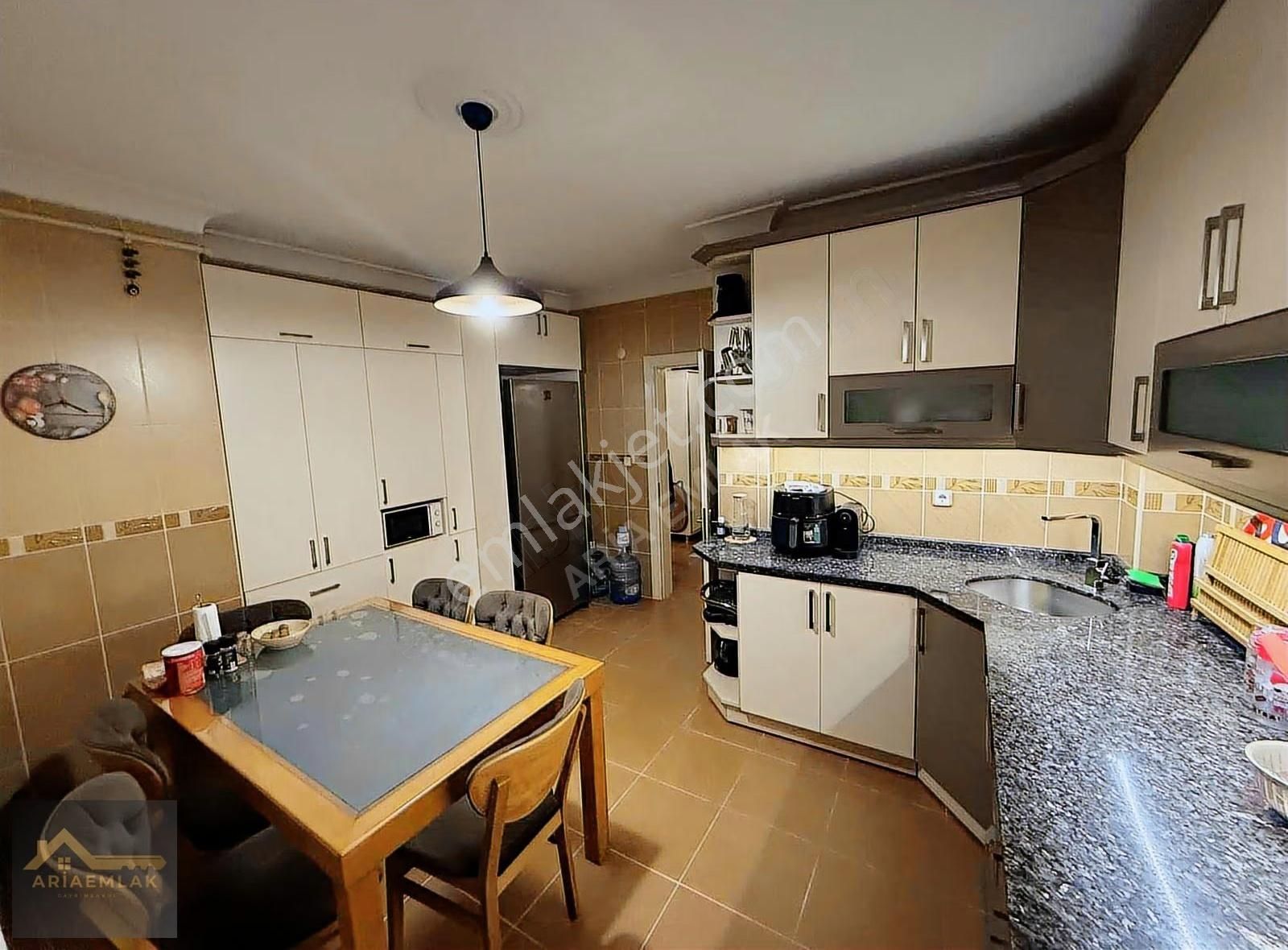 Aria Emlaktan Satılık 3+1 Daire Net 145m2 - Görsel 16