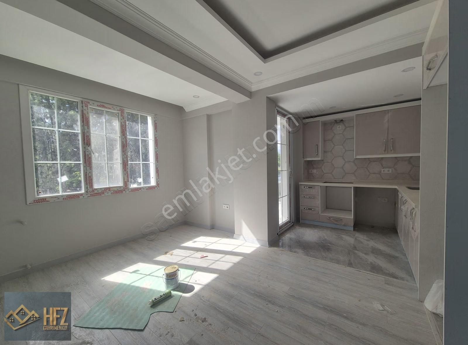 Hfz Gayrimenkul Den Bahçelinizam Binada Satılık 2+1 Daire