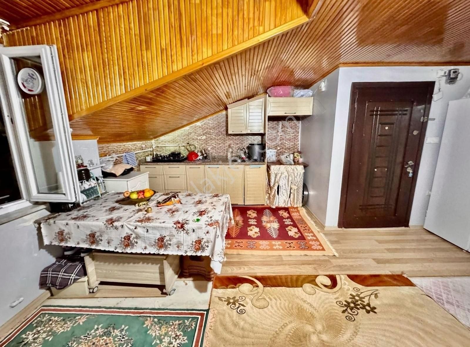 S. Gâzi Esentepe Mahallesinde Satlık Dubleks Daire 4+2 - Görsel 7