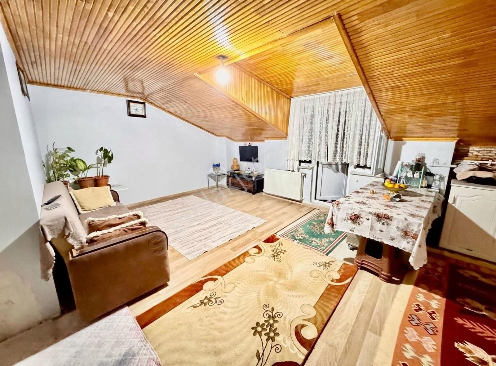 S. Gâzi Esentepe Mahallesinde Satlık Dubleks Daire 4+2 - Görsel 24