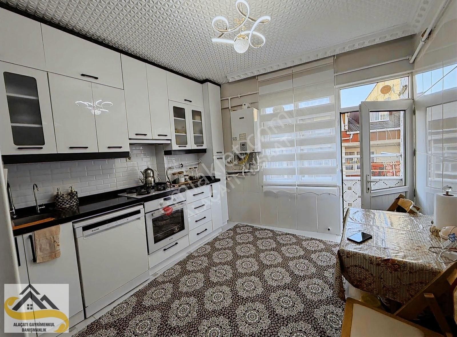 Alaçatı Dan Muazzam Büyüklükte 145 M2 3+1 Köşe Çift Cephe Daire - Görsel 19