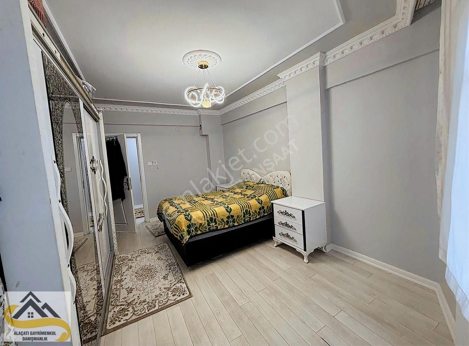 Alaçatı Dan Muazzam Büyüklükte 145 M2 3+1 Köşe Çift Cephe Daire - Görsel 17