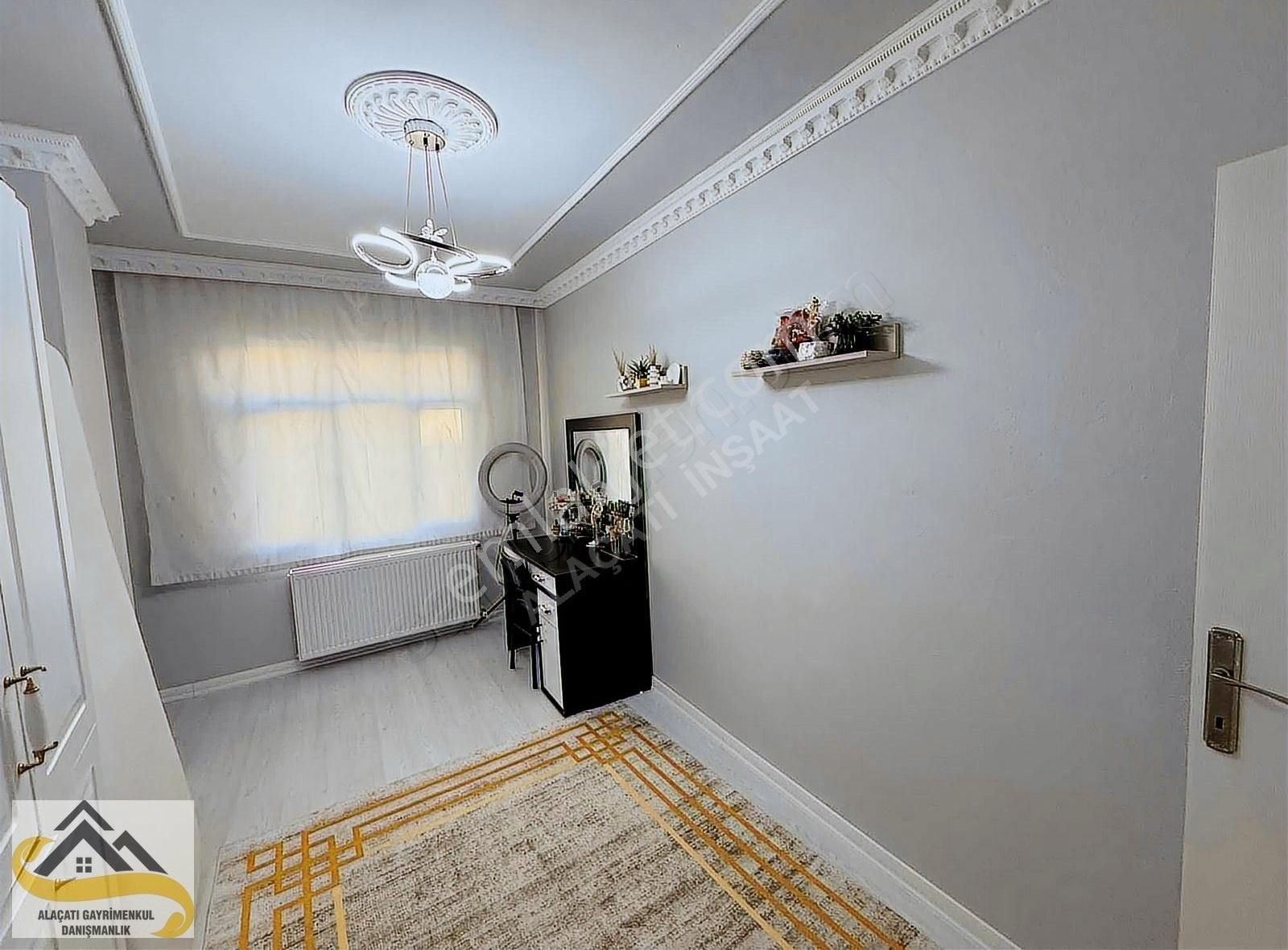 Alaçatı Dan Muazzam Büyüklükte 145 M2 3+1 Köşe Çift Cephe Daire - Görsel 9