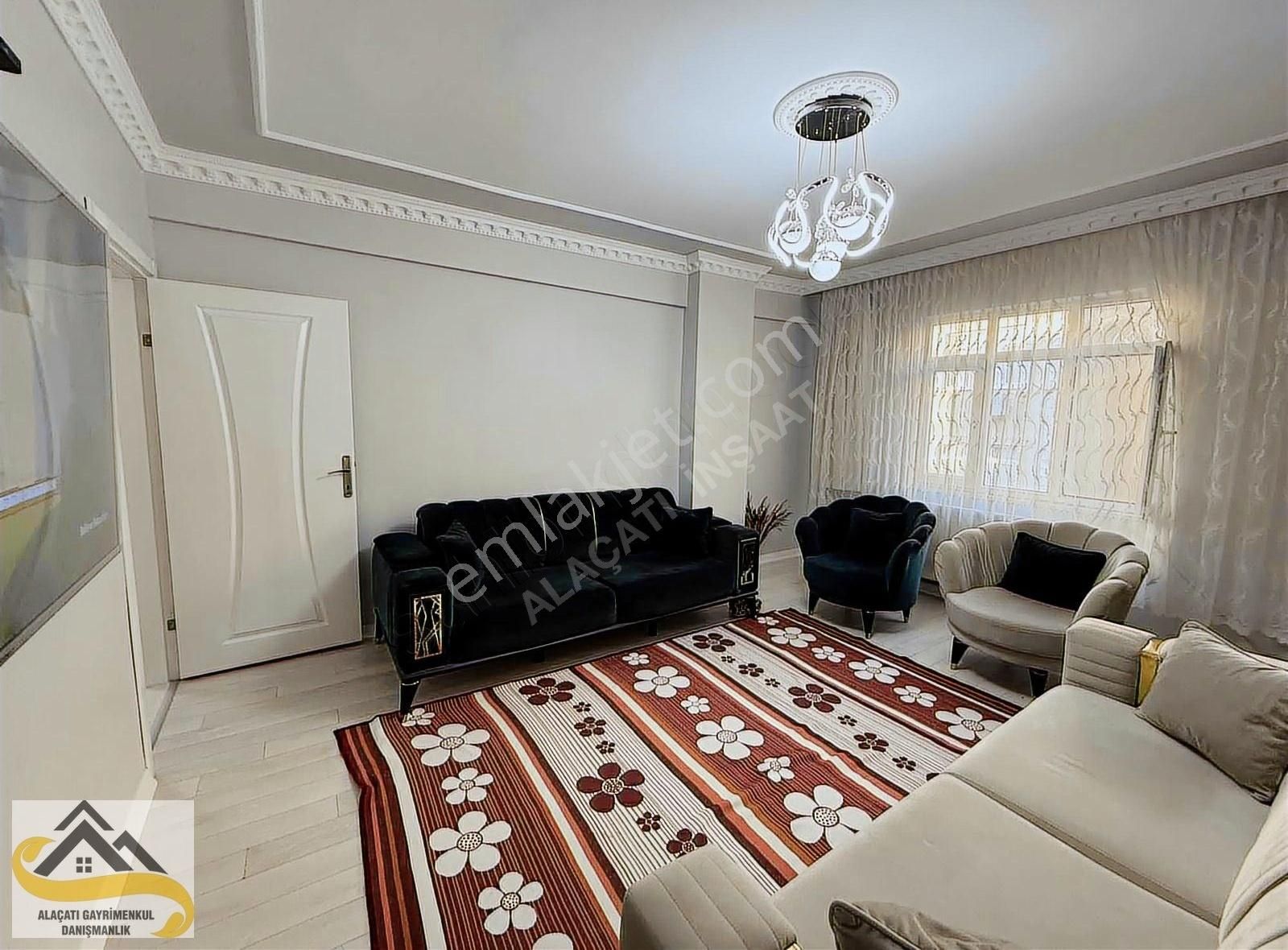 Alaçatı Dan Muazzam Büyüklükte 145 M2 3+1 Köşe Çift Cephe Daire - Görsel 5