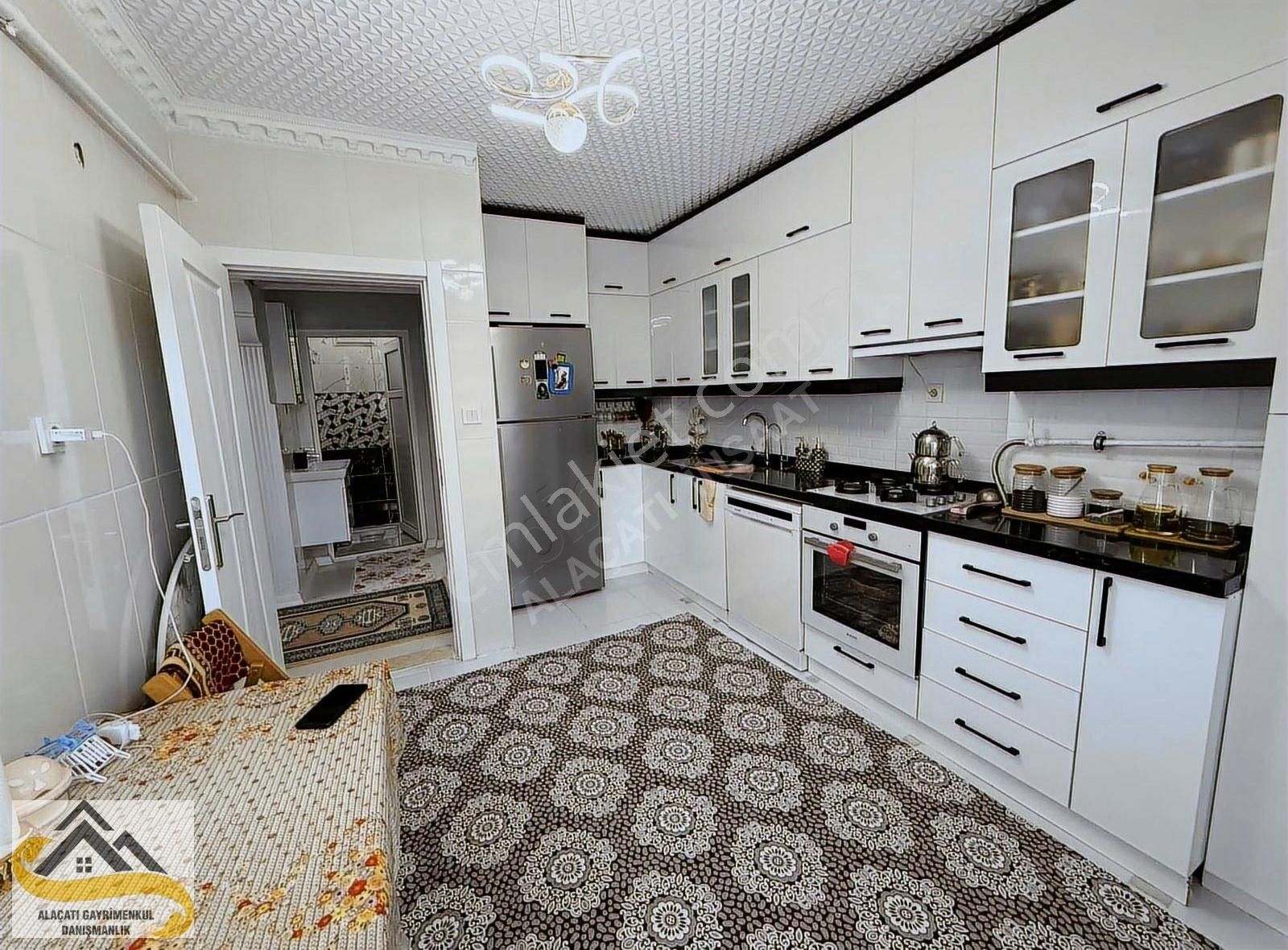 Alaçatı Dan Muazzam Büyüklükte 145 M2 3+1 Köşe Çift Cephe Daire - Görsel 33