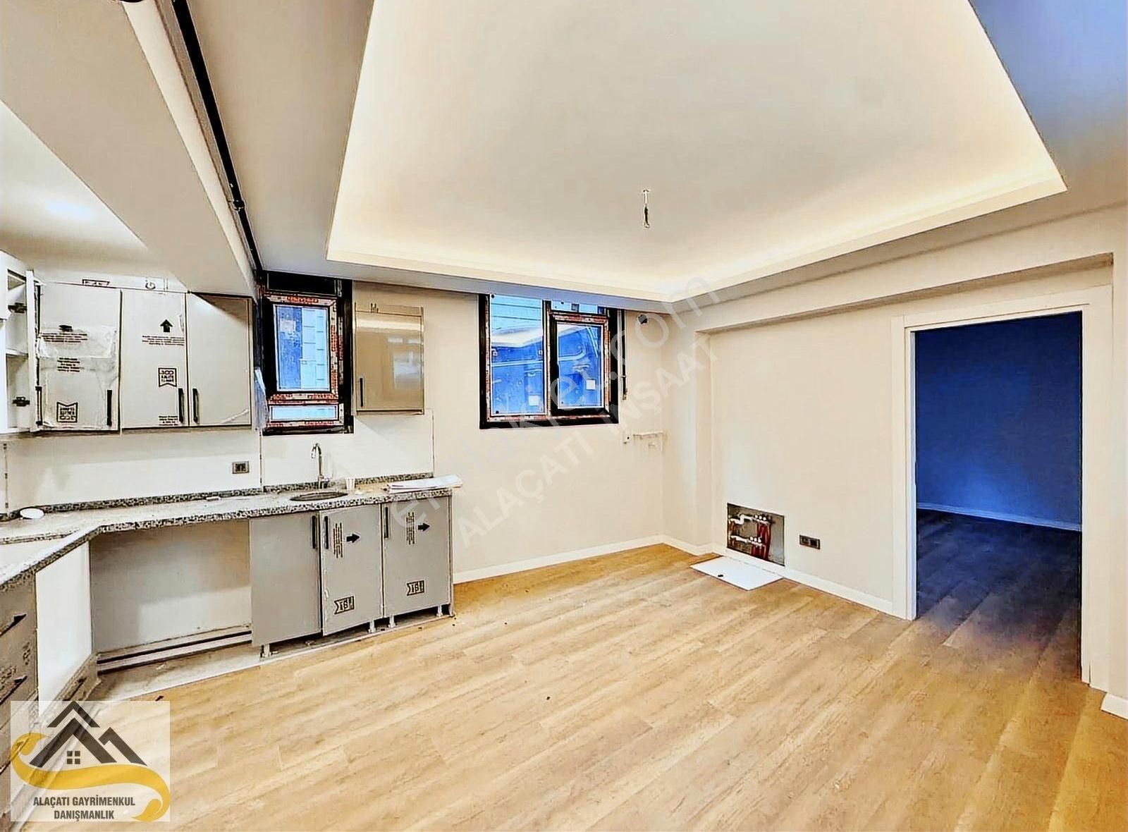 Alaçatı Dan B.paşa Altıntepsi Mah'nde Sıfır 1+1 Lüks Bahçe Katı - Görsel 22
