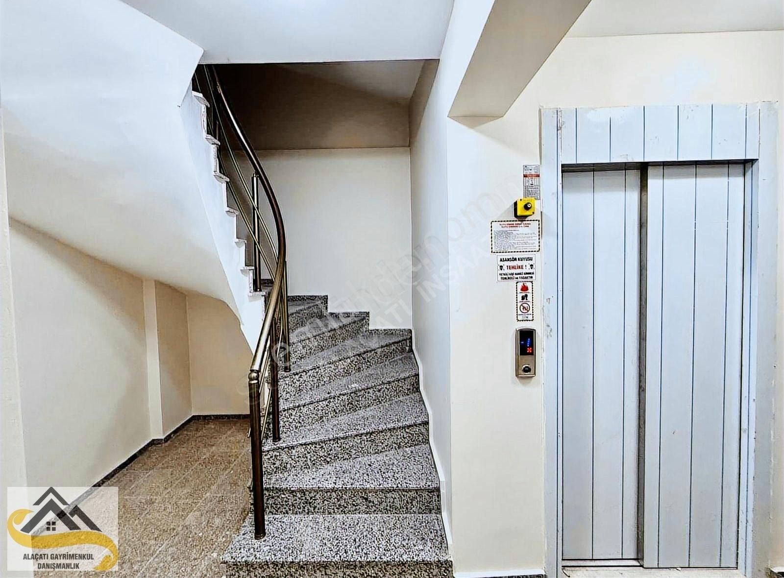 Alaçatı Dan B.paşa Altıntepsi Mah'nde Sıfır 1+1 Lüks Bahçe Katı - Görsel 20