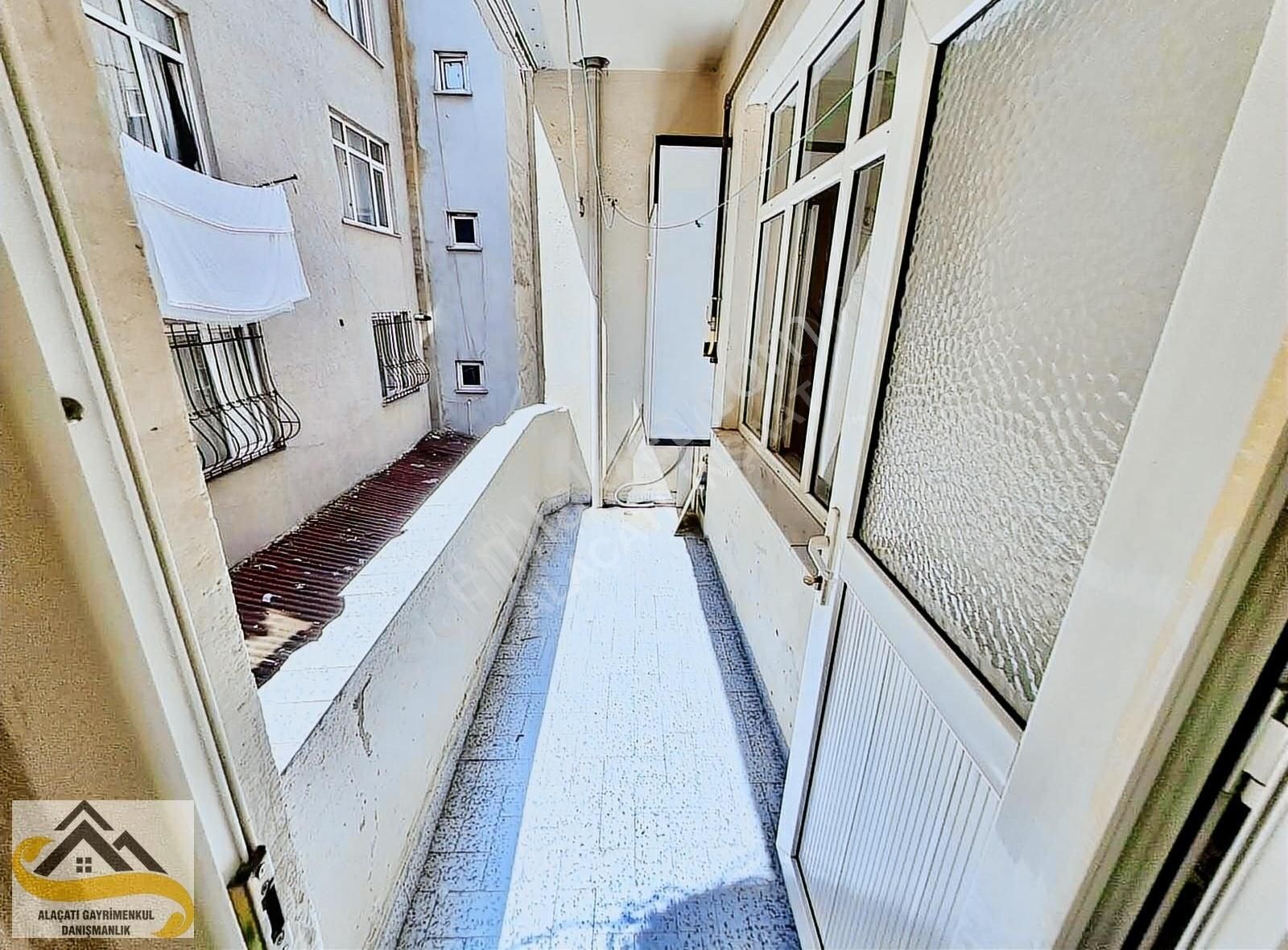 Alaçatı Dan Esentepe Mah,nde Masrafsız Kelepir Arka Cephe Daire - Görsel 10