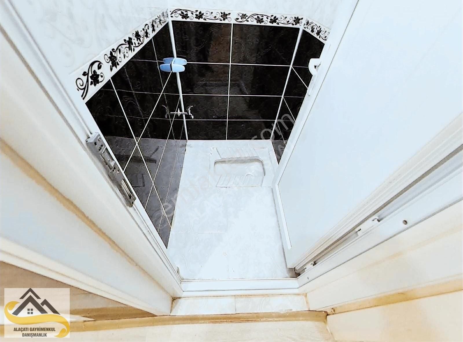 Alaçatı Dan Esentepe Mah,nde Masrafsız Kelepir Arka Cephe Daire - Görsel 7