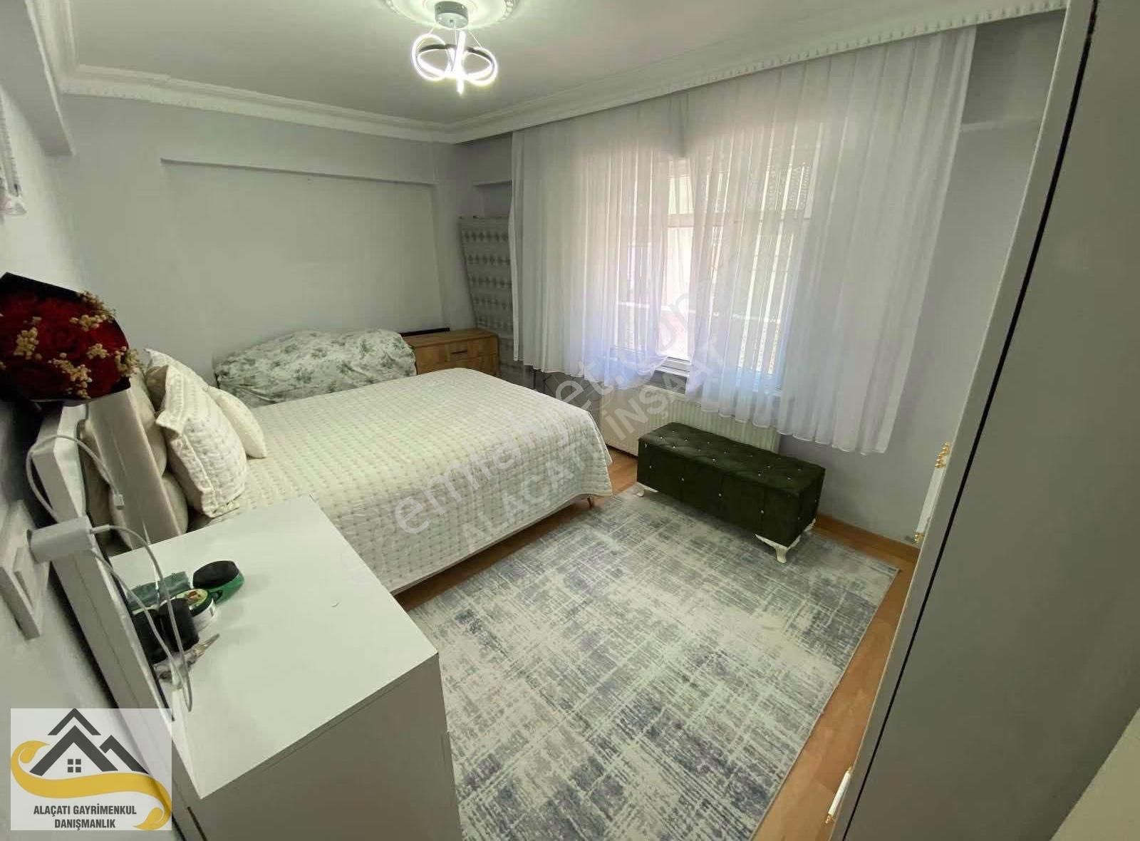 Alaçatı Dan Masrafsız 160 M2 2.kat Göbek 3+1 Muazzam Büyüklükte - Görsel 9