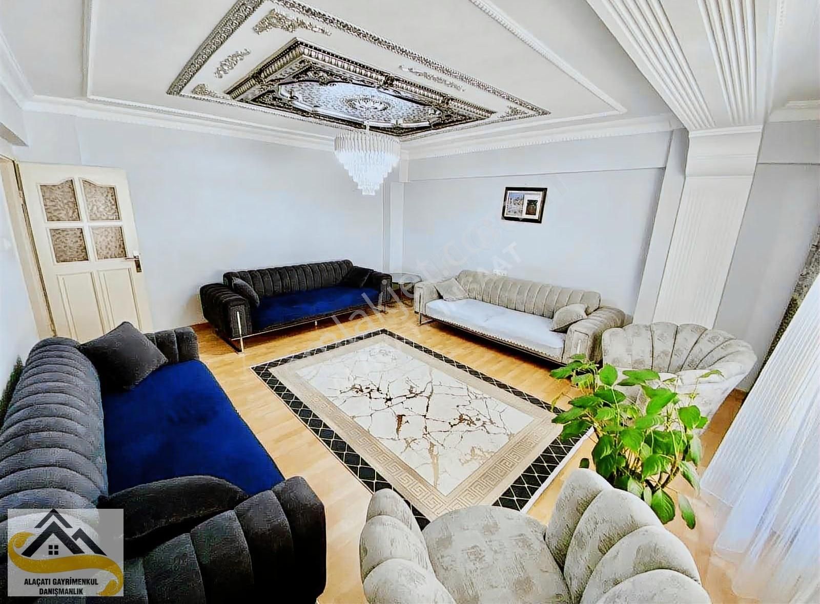 Alaçatı Dan Masrafsız 160 M2 2.kat Göbek 3+1 Muazzam Büyüklükte - Görsel 12