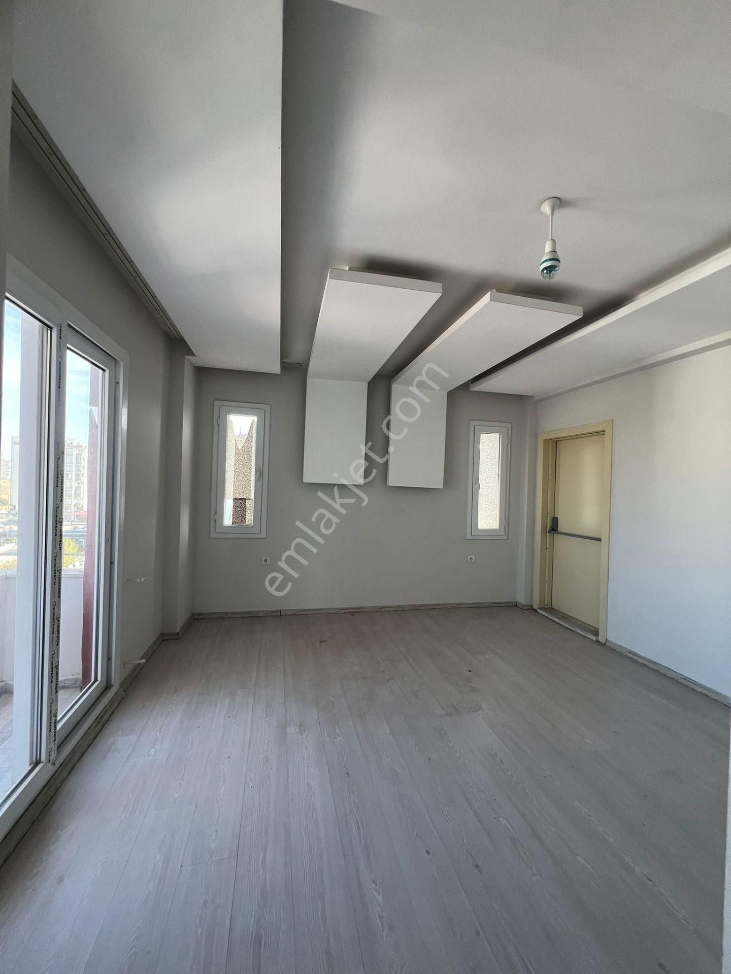 Kulepark~farkıyla~bulvar~üzeri~3+1~kapalı~mutfak~cepheleri~açık~ - Görsel 6