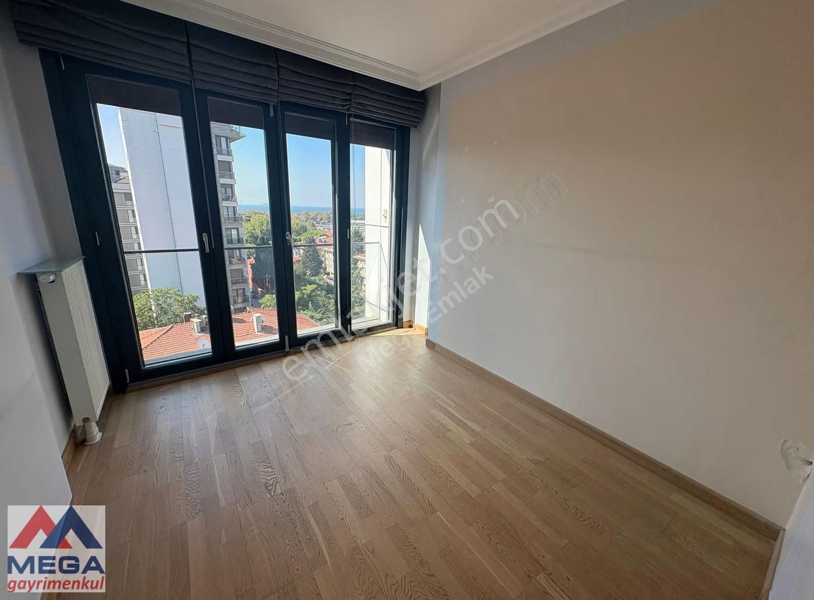 Fenerbahçe Kalamış Deniz Manzaralı Güvenlikli Binada Kiralık - Görsel 13