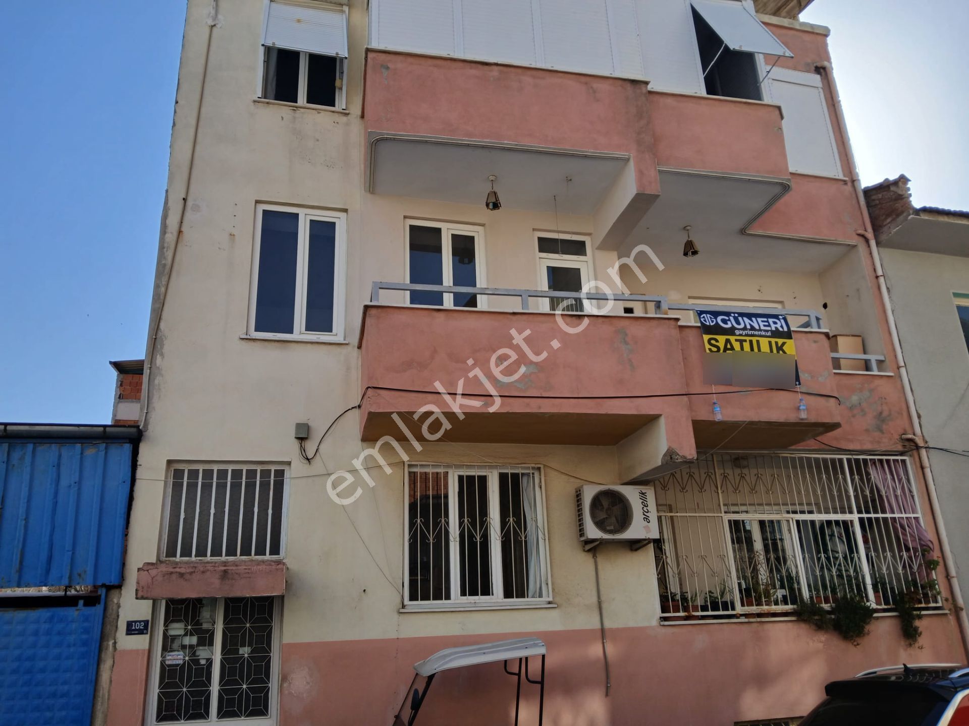 Aydın Nazilli Aydoğdu Mahallesinde 3+1 Satılık Daire