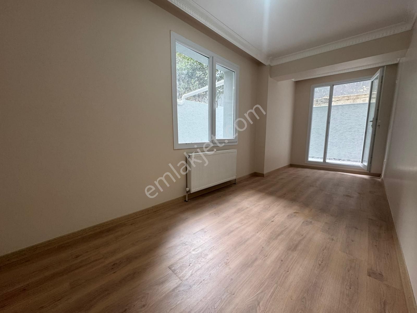 Pegaas'tan Metrobüse 5 Dk Satılık Sıfır 2+1 Bahçe Katı Daire - Görsel 9