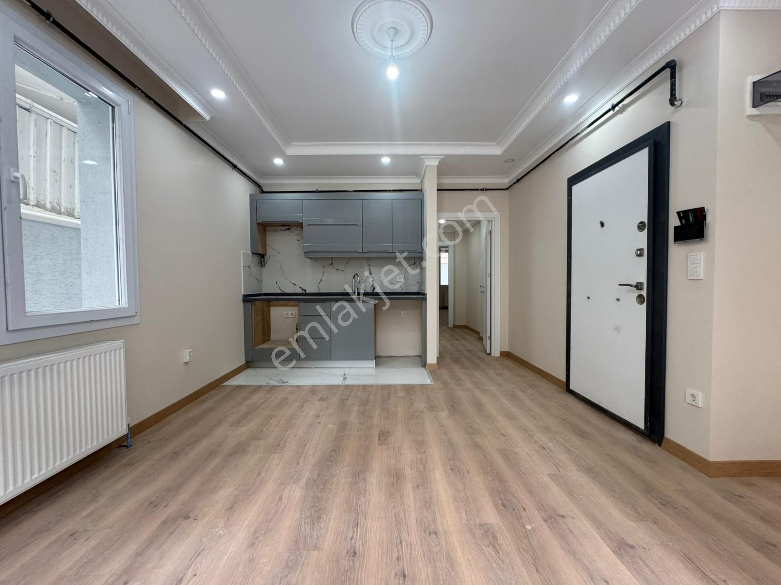 Pegaas'tan Metrobüse 5 Dk Satılık Sıfır 2+1 Bahçe Katı Daire - Görsel 3