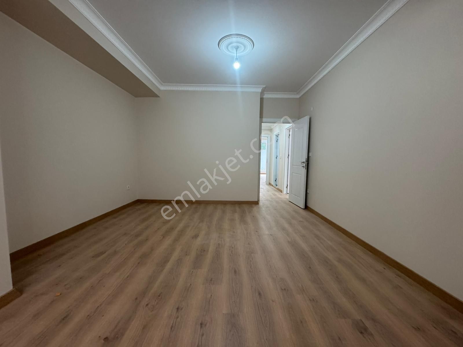 Pegaas'tan Metrobüse 5 Dk Satılık Sıfır 2+1 Bahçe Katı Daire - Görsel 21