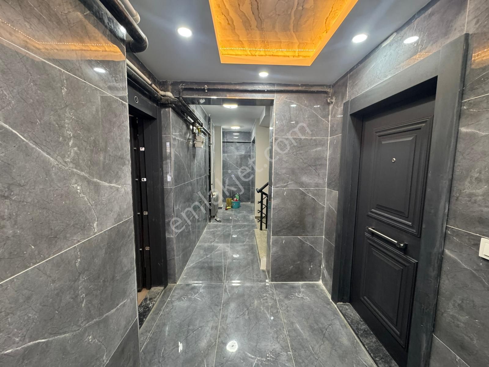 Pegaas'tan Metrobüse 5 Dk Satılık Sıfır 2+1 Bahçe Katı Daire - Görsel 32