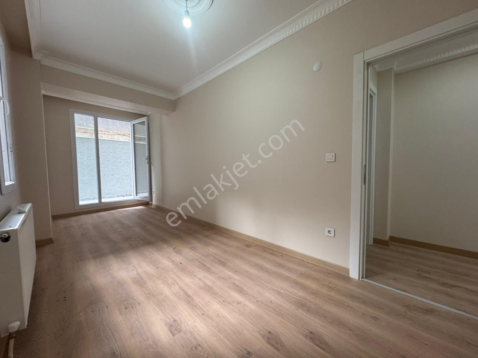 Pegaas'tan Metrobüse 5 Dk Satılık Sıfır 2+1 Bahçe Katı Daire - Görsel 11