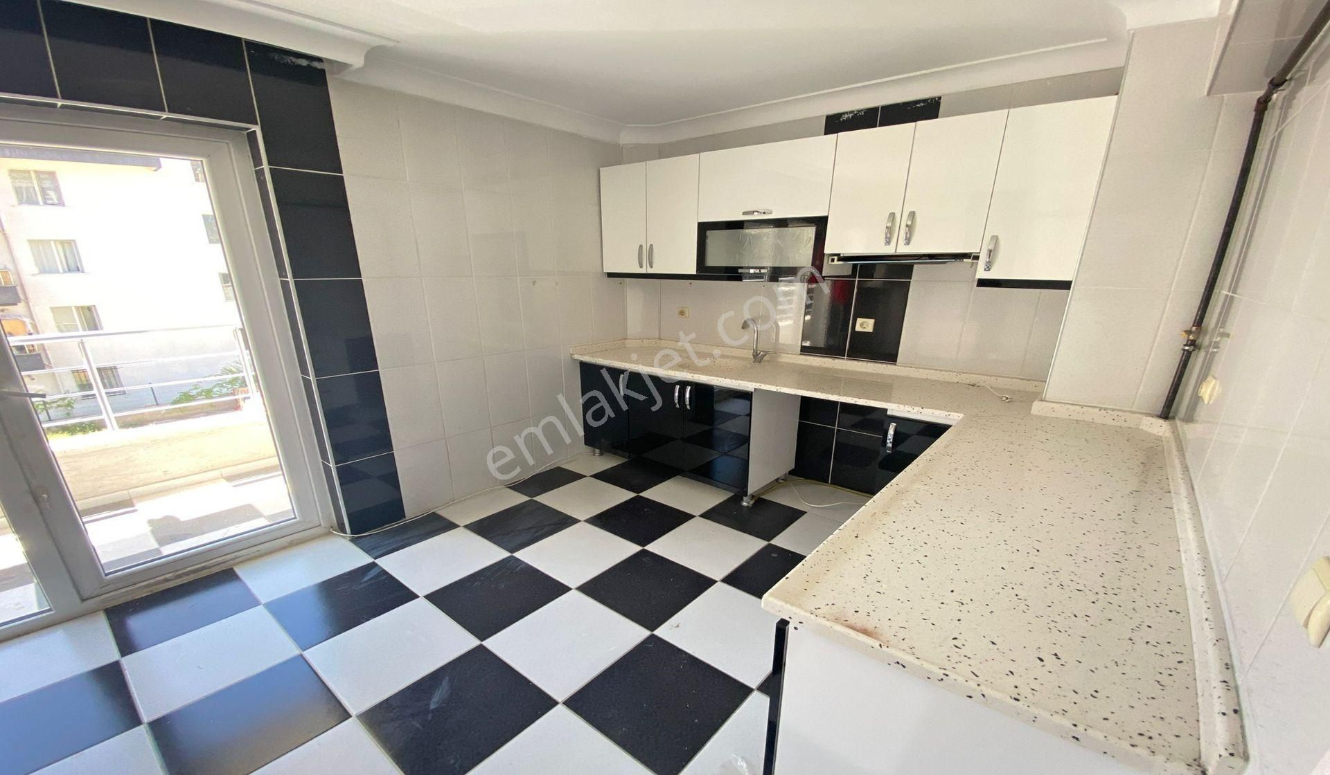 Ovacık 4+1 Katta Çift Banyolu Yeni Bina Masrafsız - Görsel 4