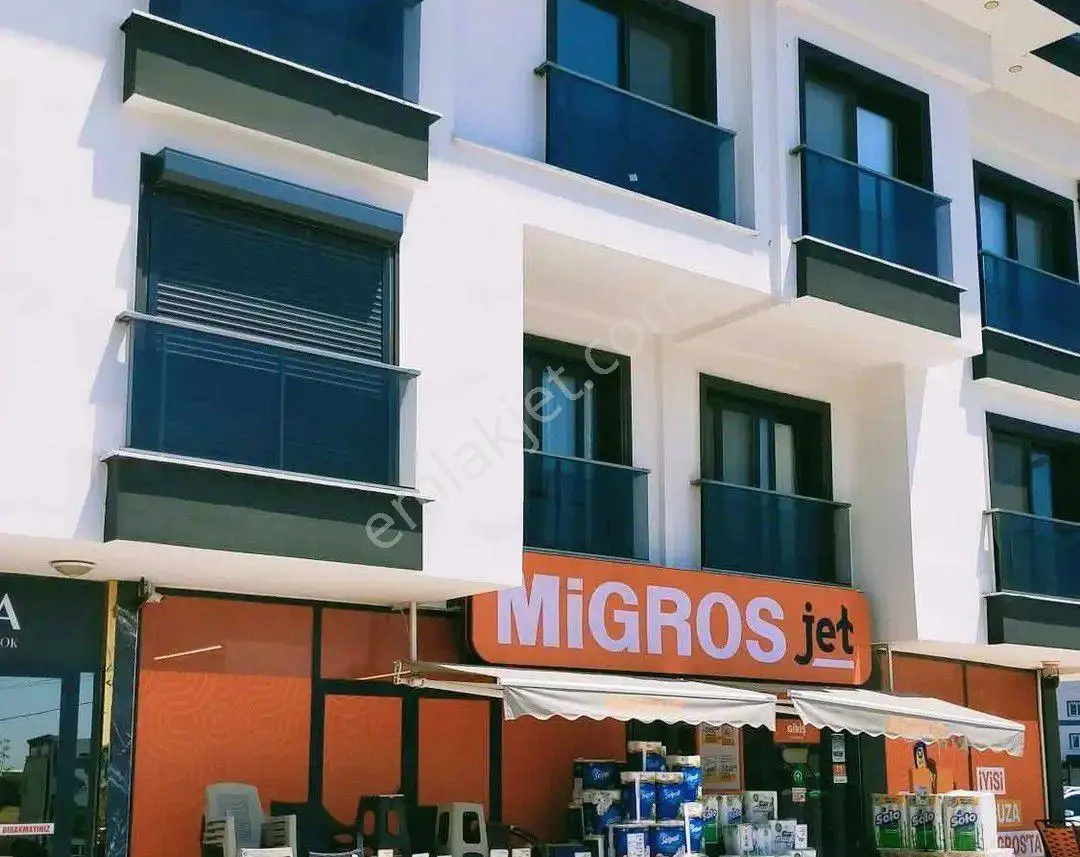 💥 Didim'de Satılık Daire ✅ 2+1 Daire Havuzlu Sitede ** Ön Cephe Köşé Konumda ** Ara Kat ● Asansörlü - Görsel 3