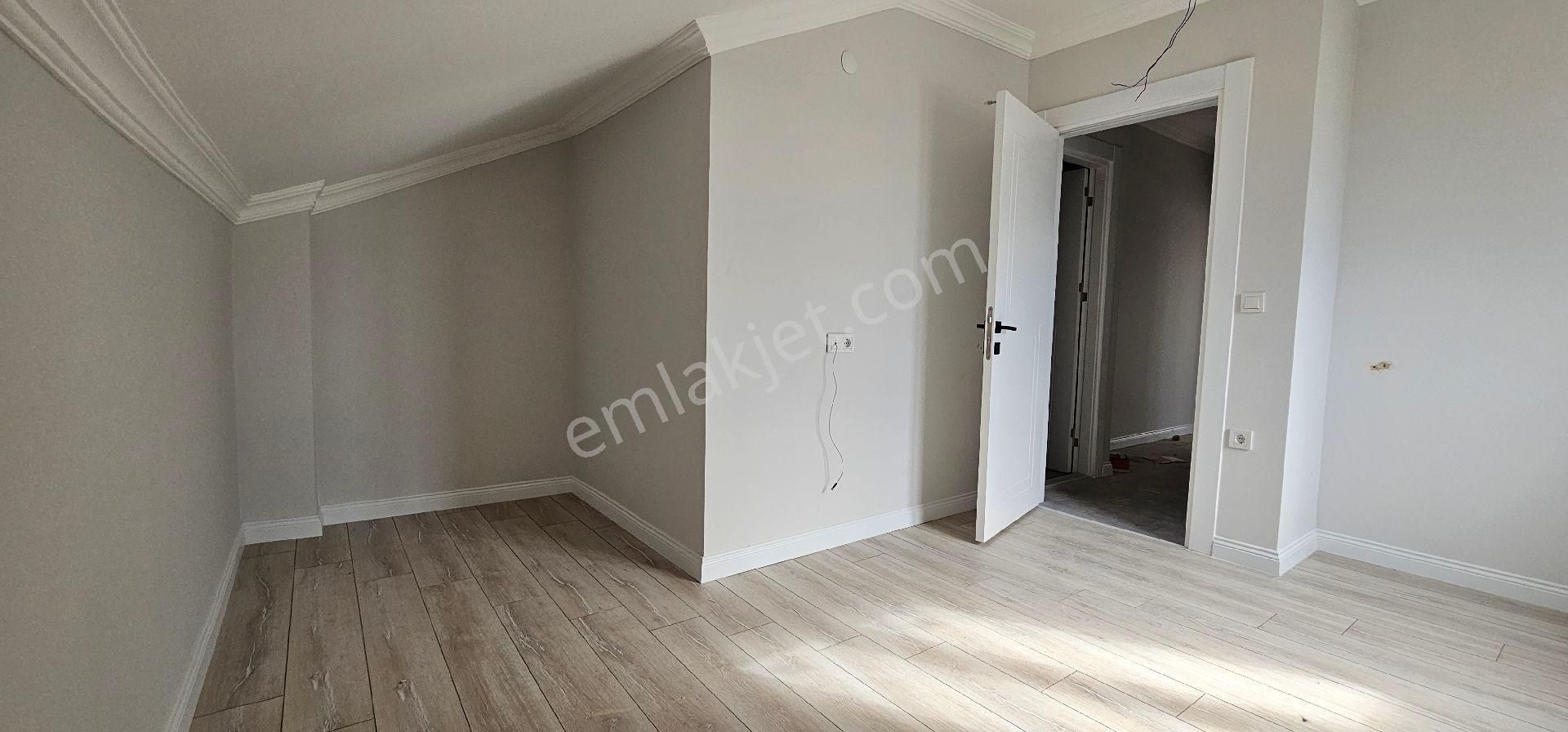 Kızılot'ta Full Deniz Manzaralı Satılık 2+1 Dubleks Daire - Görsel 25