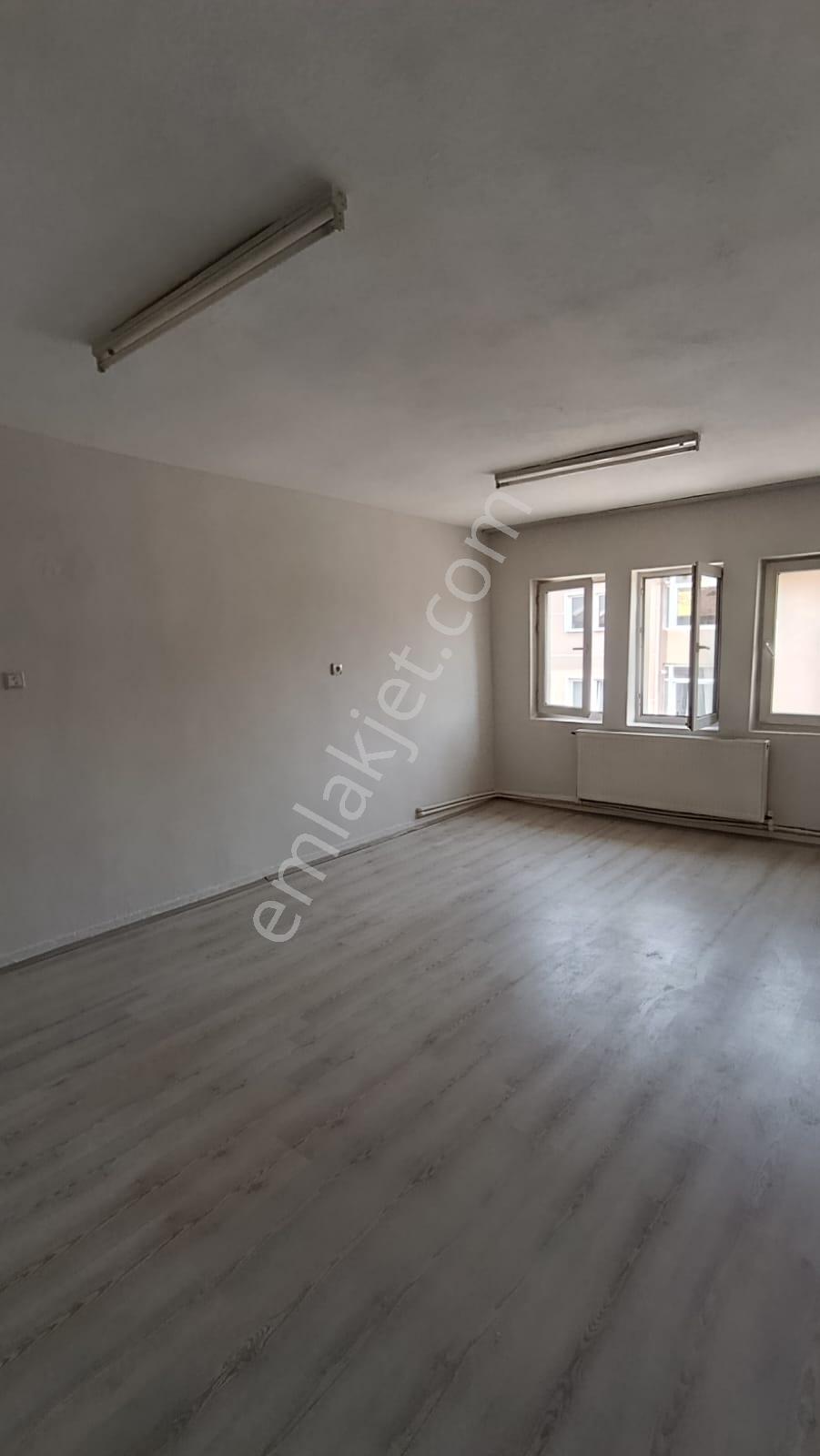 2000 Evler Mahallesi Güzel Konumda 5 İnci Kat 3+1 Satılık Daire - Görsel 11