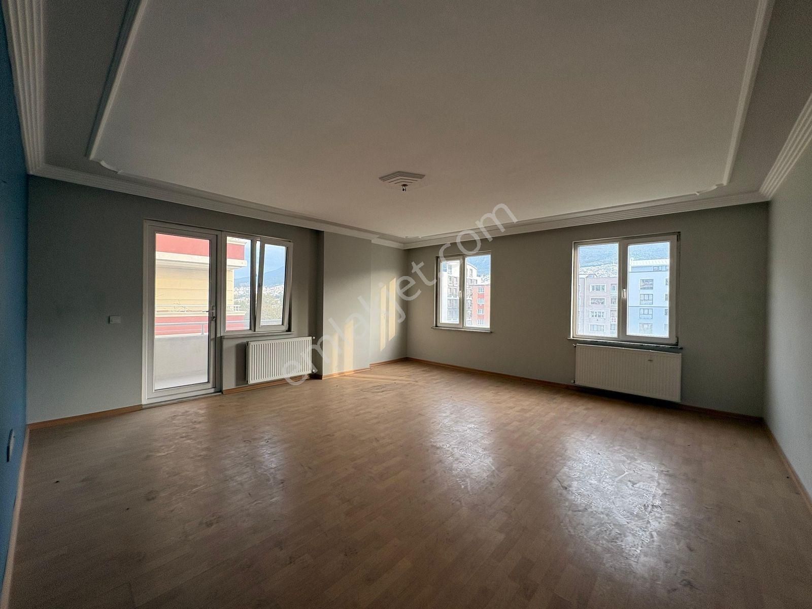 Morina Gayrimenkul'den Ankara Yolunda Kiralık 3+1 Daire
