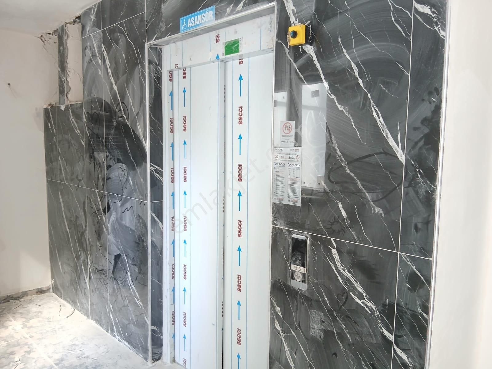 Akçay Emlak'tan Akşehir Gazi Mahallesinde Garajlı Üçüncü Kat Sıfır Satılık 3+1 Daire - Görsel 34