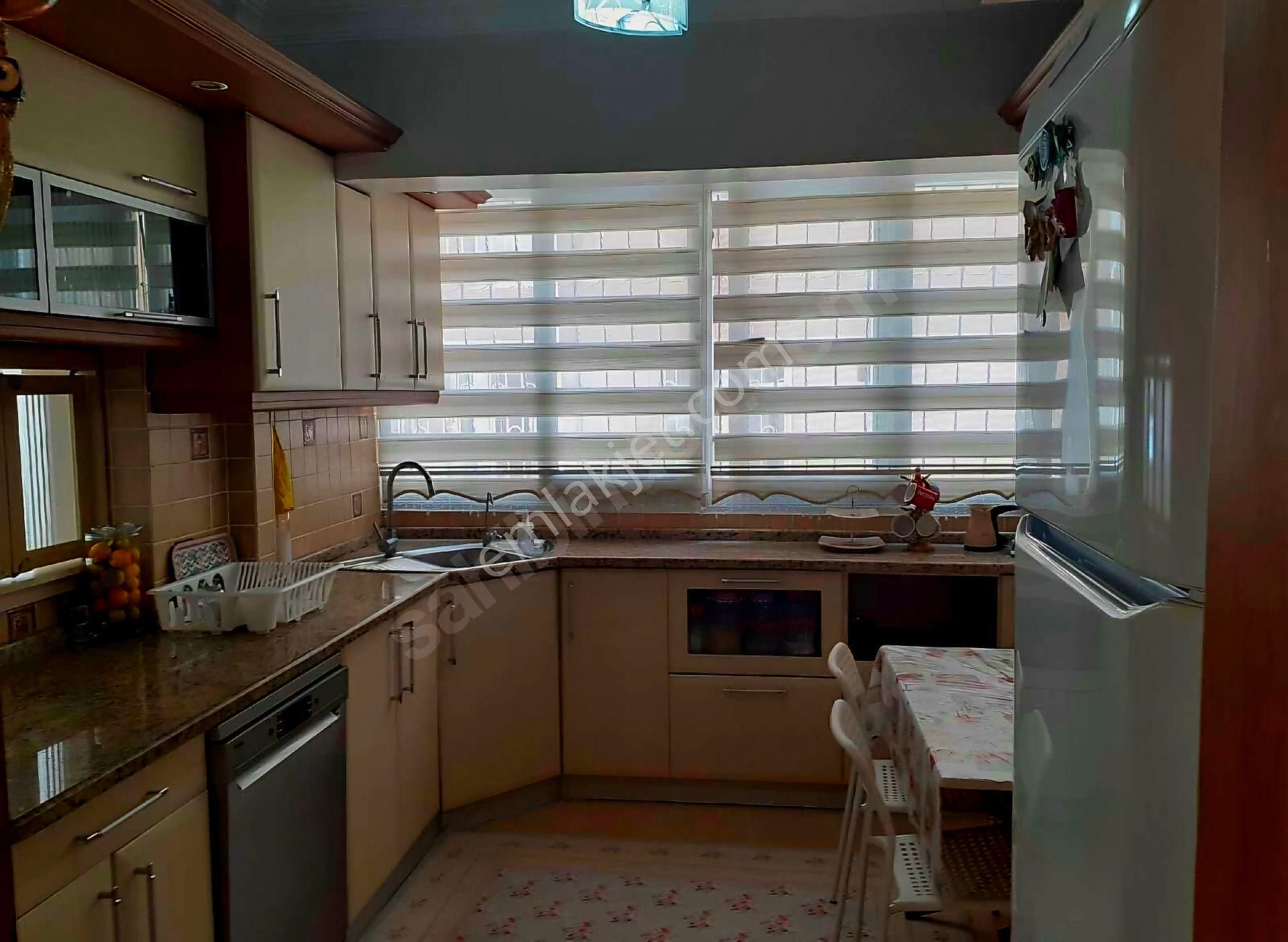 Özmert Gayrimenkul Den Bahçelievler Den 3+1 Satılık Daire - Görsel 12