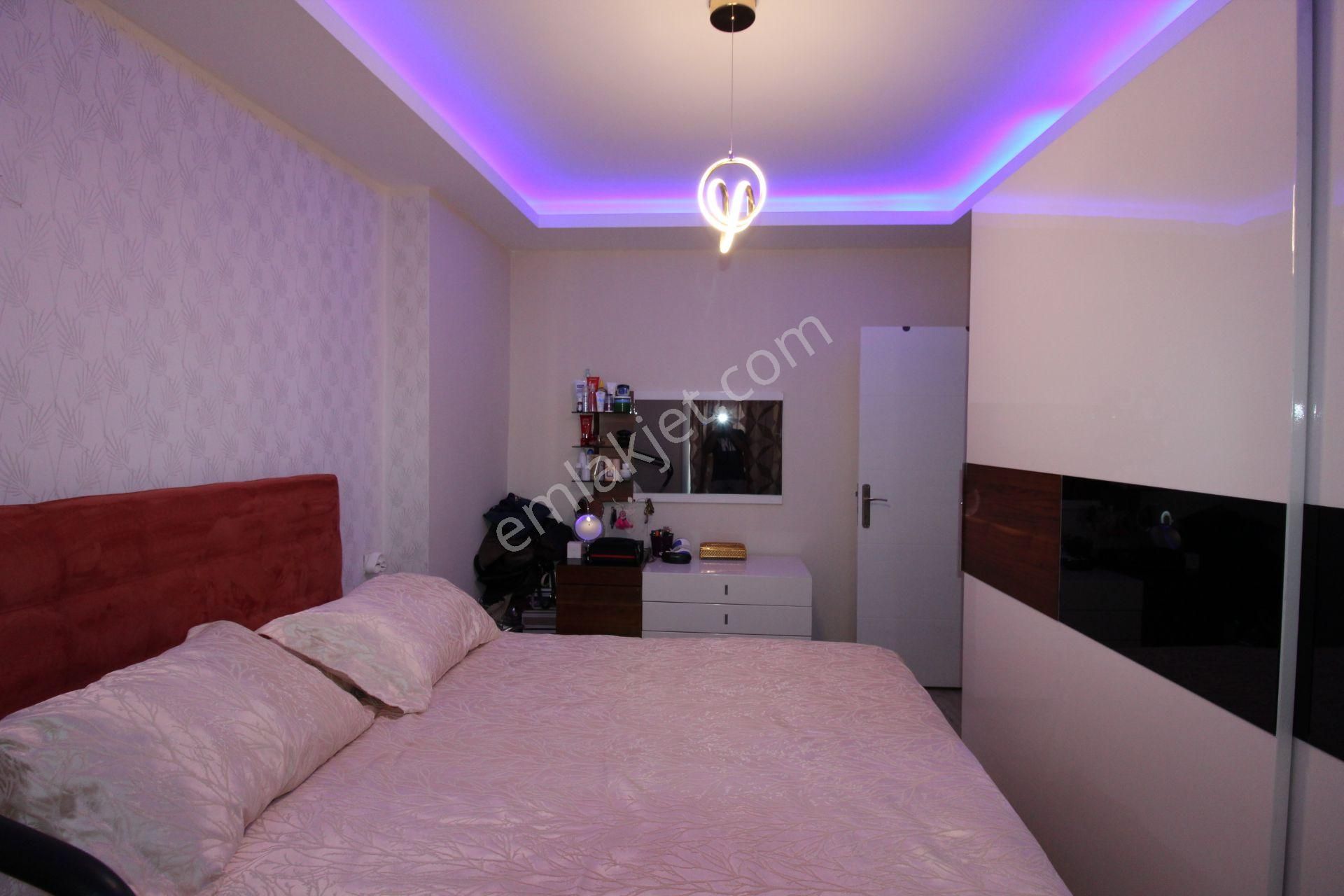 Aslan'dan Denize Sıfır Sitede Havuzlu Geniş 2+1 - Görsel 18