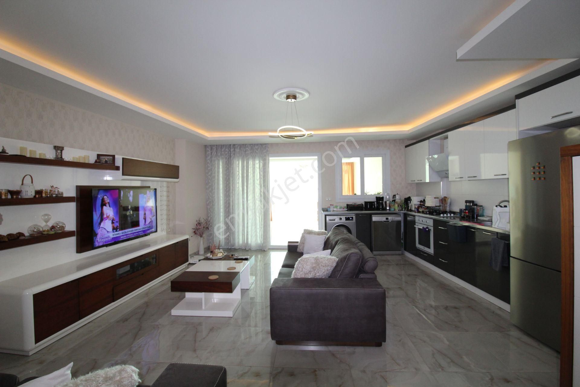 Aslan'dan Denize Sıfır Sitede Havuzlu Geniş 2+1 - Görsel 2