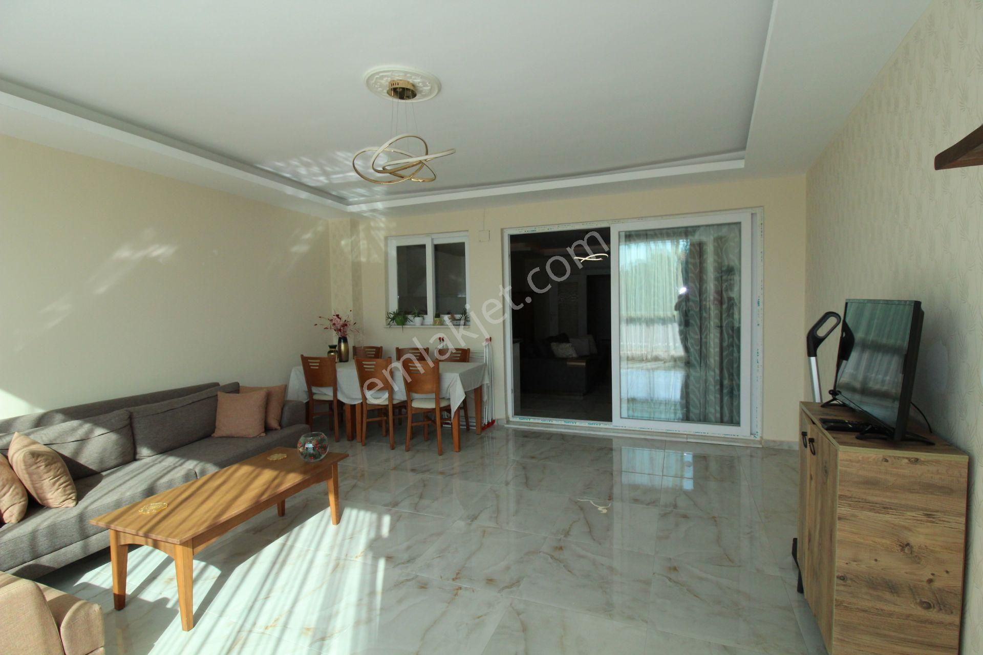 Aslan'dan Denize Sıfır Sitede Havuzlu Geniş 2+1 - Görsel 8