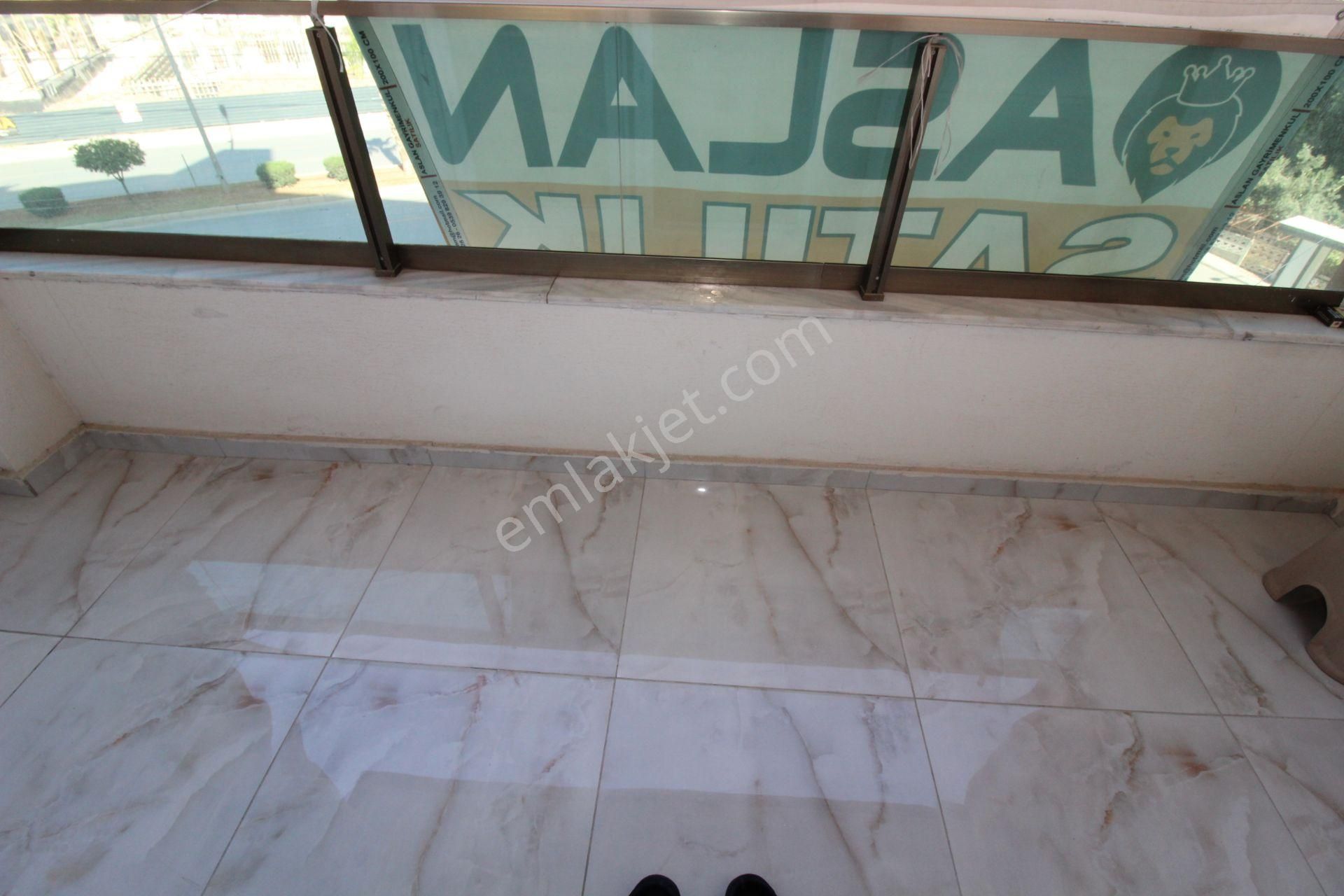 Aslan'dan Denize Sıfır Sitede Havuzlu Geniş 2+1 - Görsel 16