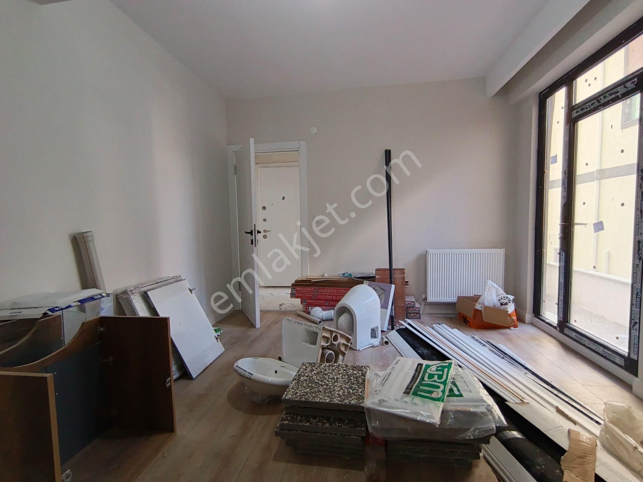 Çekmeköy Ekşioğlu Mh Merkezi Konumda Satılık Ebevyn Banyolu 2+1/75m2 Daire - Görsel 22